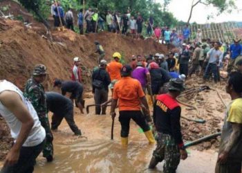 Empat Jiwa Melayang pada Bencana Longsor di Purwakarta