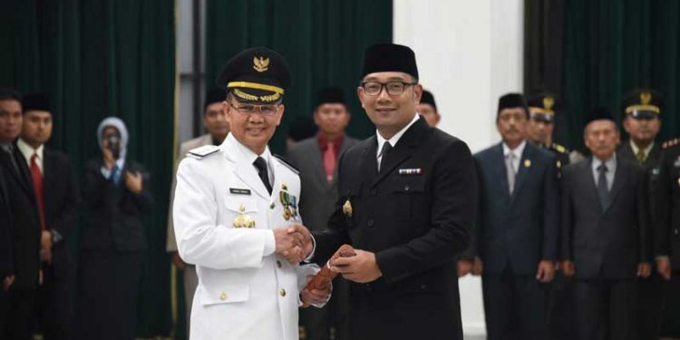 Ridwan Kamil Lantik Karna Sobahi Sebagai Bupati Majalengka