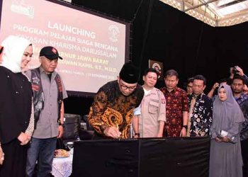 Di Karawang, Emil Luncurkan Program Pelajar Siaga Bencana