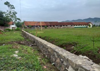 Di Sambut Meriah, Pemdes Langkapsari Bangun Sarana Olahraga