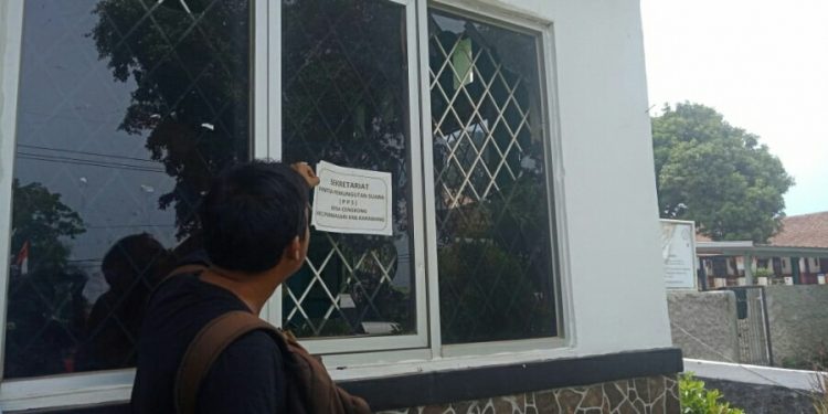 Polres Karawang Tetapkan Dua Tersangka Pengerusakan Kantor Desa Cengkong