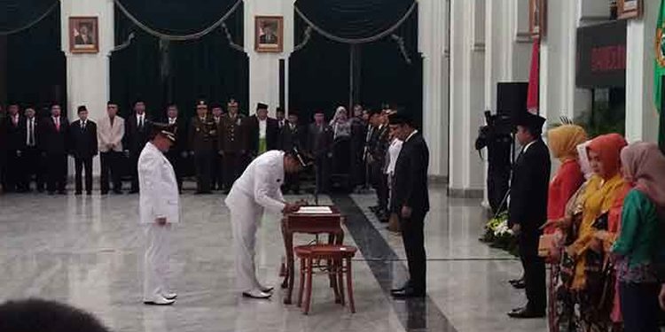 Bupati dan Wakil Bupati Garut Resmi Dilantik