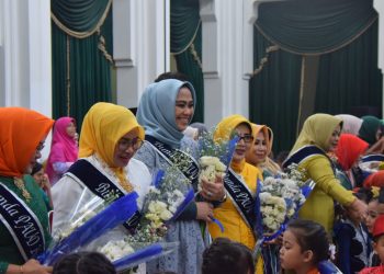 Teh Cellica Dikukuhkan Sebagai Bunda PAUD Kabupaten Karawang