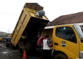 SAMPAH LIAR DI KABUPATEN BANDUNG BARAT SULIT DITANGANI