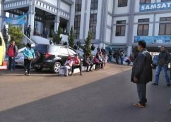 Kantor Bersama Samsat Soreang Dipenuhi Wajib Pajak