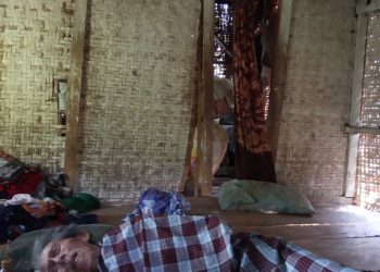 Miris, Kakek Toha Tinggal di Rumah Tak Layak Huni