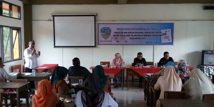 Disdik Kota Tasikmalaya Laksanakan Bimtek Juknis BOS Reguler SMP Tahun 2019