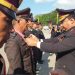 Kapolres Tasikmalaya Kota Kalungkan Medali Wisuda Kepada Personel Purna Tugas