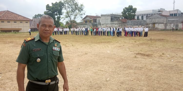 Menyongsong HUT RI- 74 Tingkat Kecamatan Cineam, Paskibra Sudah Dipersiapkan