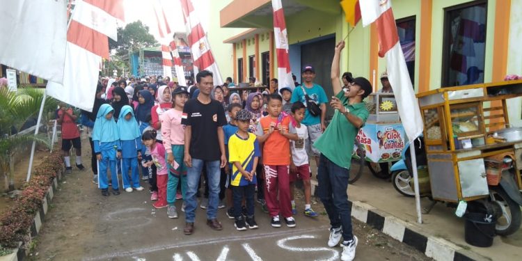 MERAYAKAN HUT RI KE 74 PHBN DESA KARANGPAWITAN KAWALI GELAR JALAN SANTAI