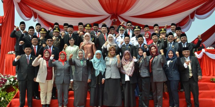 DPRD Karawang Ikuti Rangkaian HUT RI Ke-74 Tingkat Kabupaten Karawang