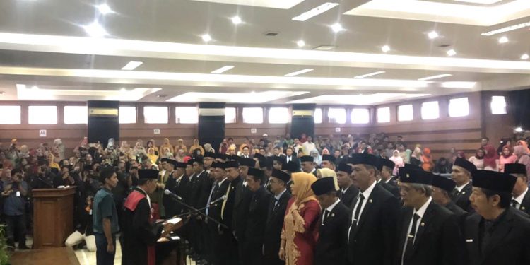 Anggota DPRD Kota Tasikmalaya Terpilih Ucapkan Sumpah dan Janjinya