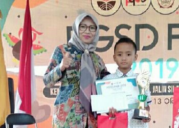 Resya Destiansyah Kembali Sabet Juara I Lomba Ngadongeng PGSD Fair 2019 UPI Tasikmalaya