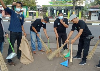 Bersih-bersih Jalan Target PT. Djarum Di Banjar Jabar Sukses