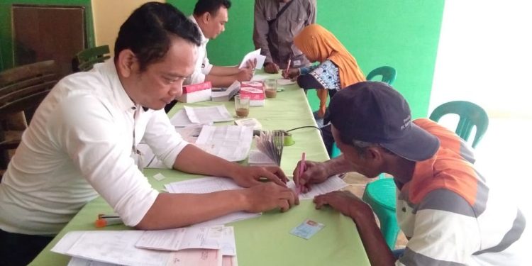 Buku Rekening BSPS Diserah Terimakan Oleh Bank BNI Cabang Tasikmalaya