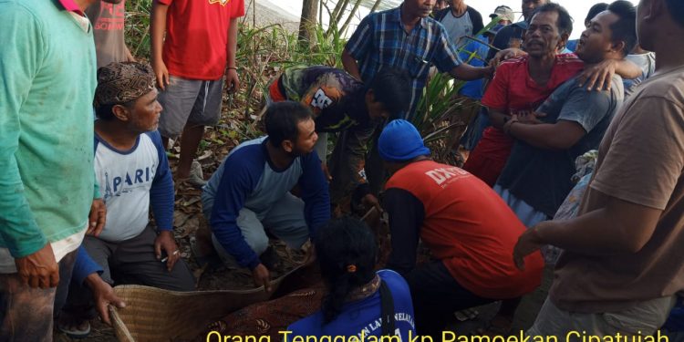 Omanah, Pencari Rumput Laut Tewas Tergulung Ombak Pantai Pamoekan Cipatujah
