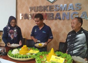 Peringati HKN, Puskesmas Panumbangan Gelar Senam Sehat dan Potong Tumpeng
