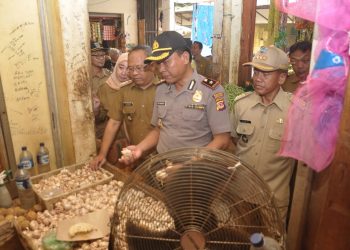 Jelang Natal dan Tahun Baru Polresta Kota Banjar Beserta Dinas KUKMP Laksanakan Sidak Harga
