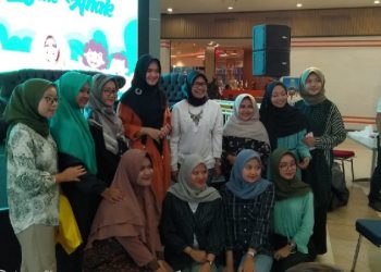 Gina Fadlia Swara dan Indriyani Srikandi Pejuang Karawang Wujudkan Kota Layak Anak