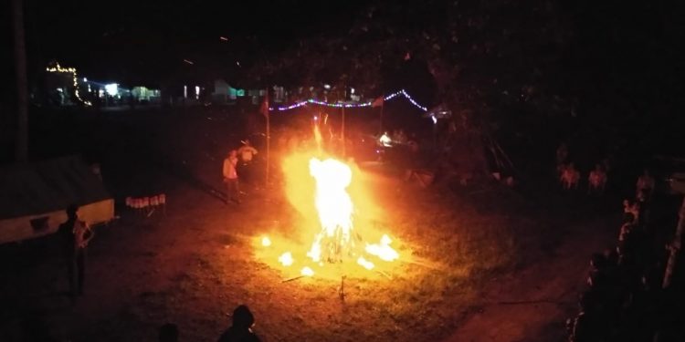 Pantai Karapyak Pangandaran Digandrungi Para Pencinta Camping