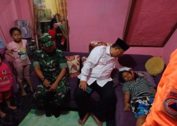 Dandim 0612/Tsm Bersama Walikota Tasikmalaya Tinjau Ambruknya Rumah Akibat Hujan Angin