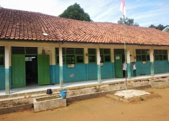 Kondisi Sarana Minim Tak Surutkan SDN Rahayu Raih Juara Umum