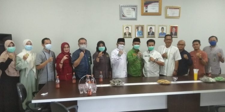 Kunjungi SMC, Wakil Ketua DPRD Kabupaten Tasikmalaya Dorong Pemkab Sediakan Tempat Istirahat Bagi Tim Medis