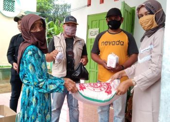 Penyaluran Sembako di Masa New Normal Kecamatan Karangjaya Ikuti Protokoler Kesehatan Covid-19