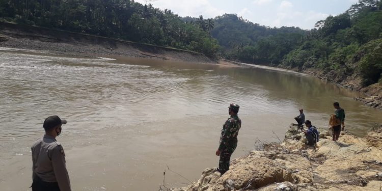 Niat Mencari Ikan, Wahidin Terpeleset Ke Sungai Ciwulan, Hanyut dan Tenggelam