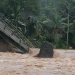 Banjir Bandang Nyaris Sapu Bersih Jembatan Cisepet Cikatomas