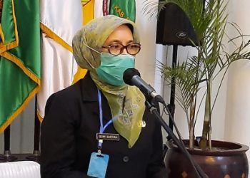 Dewi: “Tunda Dulu Belajar Langsung Di Kelas”