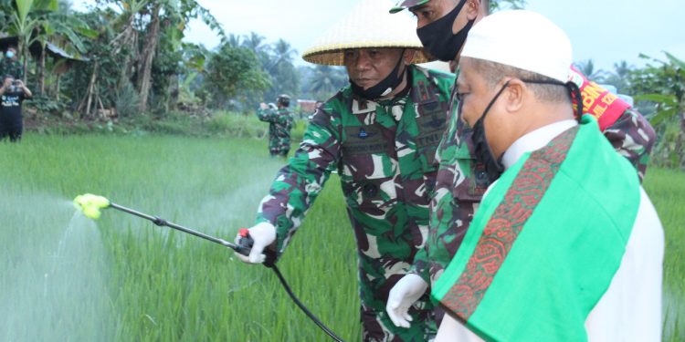 Di Tasikmalaya Panglima Kodam III/Siliwangi Sosialisasikan Inovasi TNI Bidang Swasembada Pangan