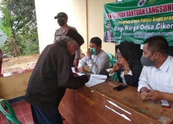 Penyaluran BLT Dana Desa Tahap lll Desa Cikondang Kecamatan Cineam Berjalan Lancar
