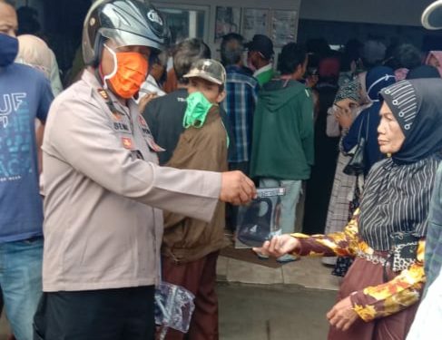 Kapolsek Cineam Tasikmalaya Perketat Pelaksanaan Protokoler Kesehatan Bagi Semua Pihak