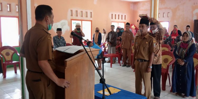 Pjs.Kades Sukamukti Lantik Kadus Tugusari