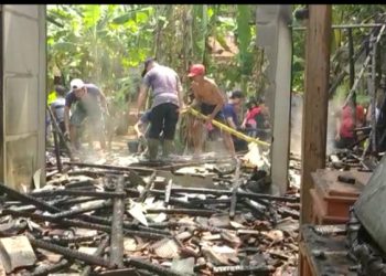 Warga Tak Kuasa Taklukan Sijago Merah, Rumah Khurdi Ludes Terbakar