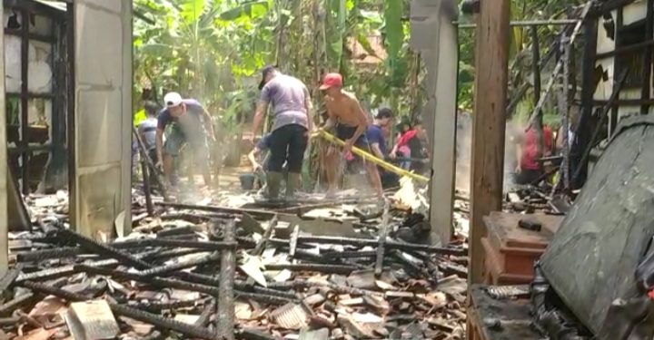 Warga Tak Kuasa Taklukan Sijago Merah, Rumah Khurdi Ludes Terbakar