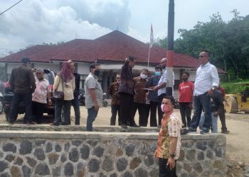Sidak Komisi III DPRD Ciamis Kritisi Lambatnya Pengerjaan Program Penataan Lingkungan Kantor Kecamatan Banjaranyar