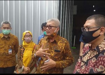 Bangun Kemandirian Kaum Milinial, Agun Gunanjar Hadiri Kerjasama Pelaku UMKM Bilqis Dengan SMKN 03 Banjar