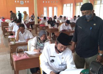 Aparatur Desa Se Kecamatan Cineam Khidmat Ikuti Pelatihan Peningkatan Kapasitas