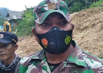 BPBD Kabupaten Tasikmalaya Turunkan Alat Berat Ke Lokasi Longsor Cineam