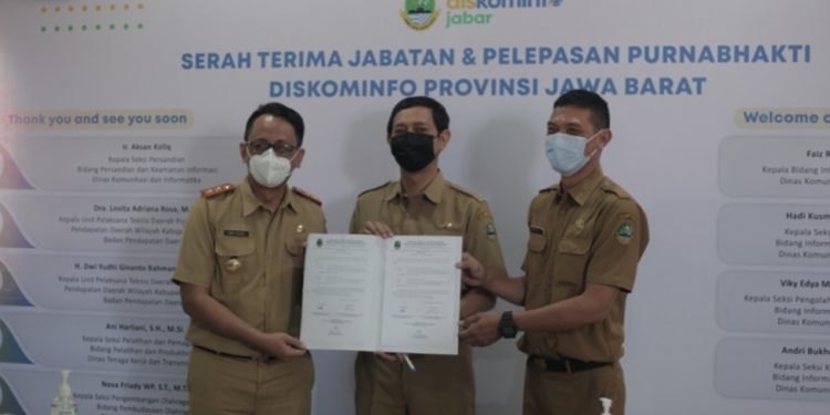 Sertijab Dilingkup Diskominfo Jabar Berlangsung Khidmat