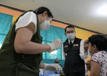 Vaksinasi Covid-19 Jabar Mulai Sasar Pelajar SMP