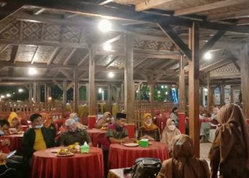 Pelepasan Tiga Kepala Sekolah Dilingkup K3S SD Kecamatan Tawang Kota Tasikmalaya Berlangsung Khidmat