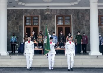 Bupati Ciamis Lepas Arak-arakan Pataka Menuju 5 Wilayah Eks Kewadanaan