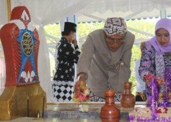 Jelang Hari Jadi Kabupaten Ciamis Ke-380, Bupati Bersama Rombongan Ziarah Ke Makam Pendahulu