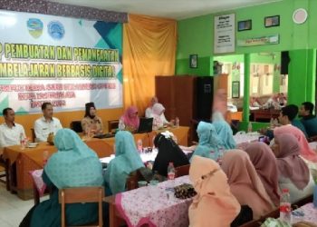 Forum KKG SD Kec. Cipedes Kota Tasikmalaya Gelar Workshop Pembuatan dan Pemanfaatan Media Pembelajaran Berbasis Digital