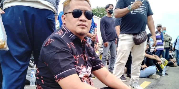 Hendra Merasa Telah Difitnah Mengirim Paket Berisi Kotoran Kambing Ke 2 Fraksi Di DPRD Karawang