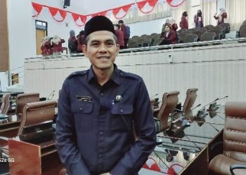 Kebiasaan! Bagikan Buku LKPJ Seusai Diintrupsi