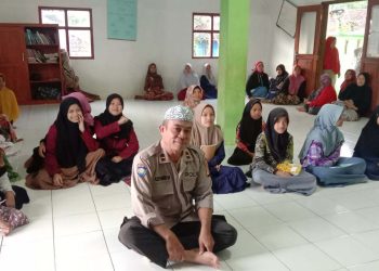 Kanit Binmas Polsek Tamansari Ambil Bagian Isi Materi Pesantren Kilat